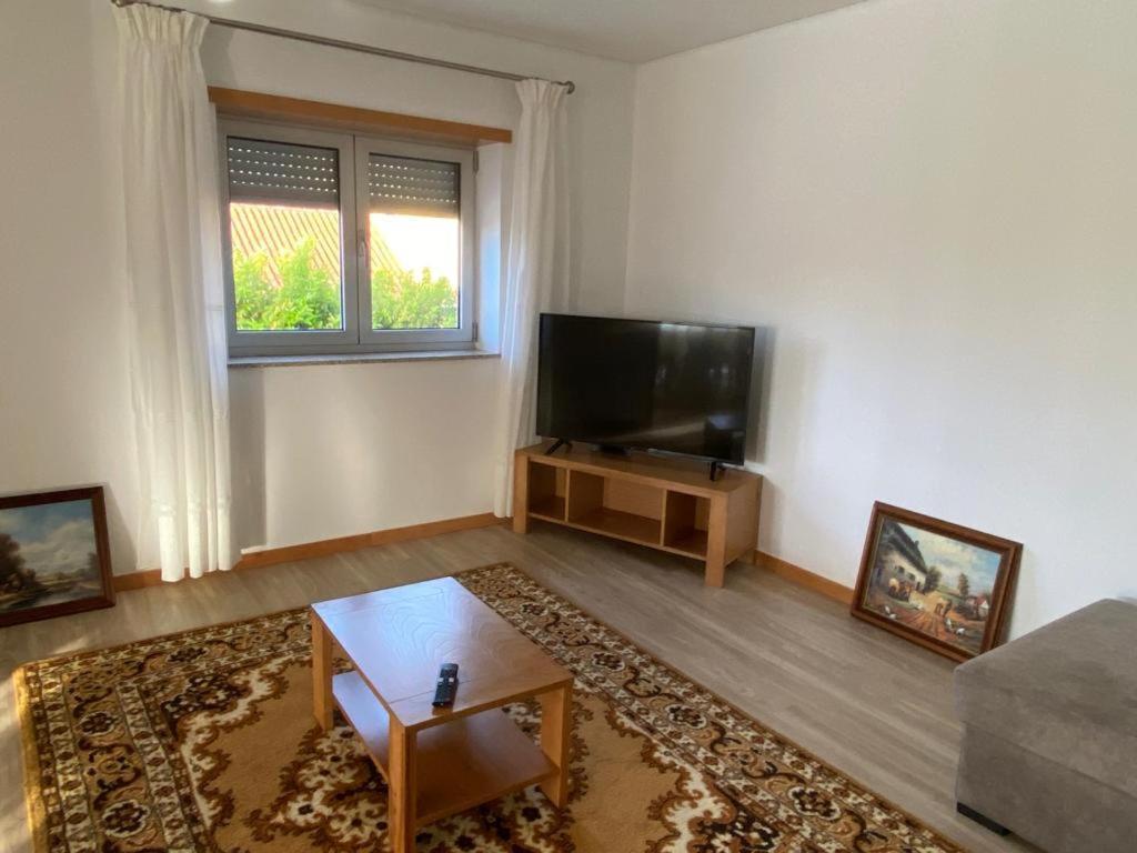 Holiday home Vivenda Caixilao Casa Com 3 Quartos
